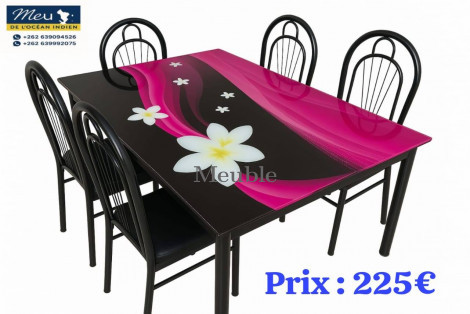 TABLE A MANGER ET CHAISES 2