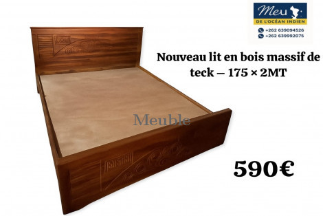 LIT EN BOIS MASSIF EN TECK