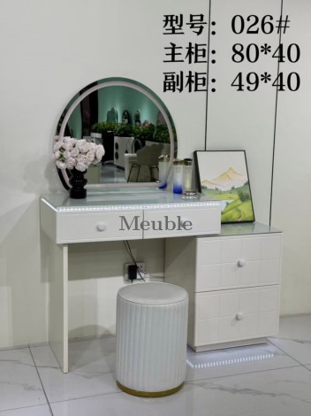 COIFFEUSE AVEC ÉCLAIRAGE